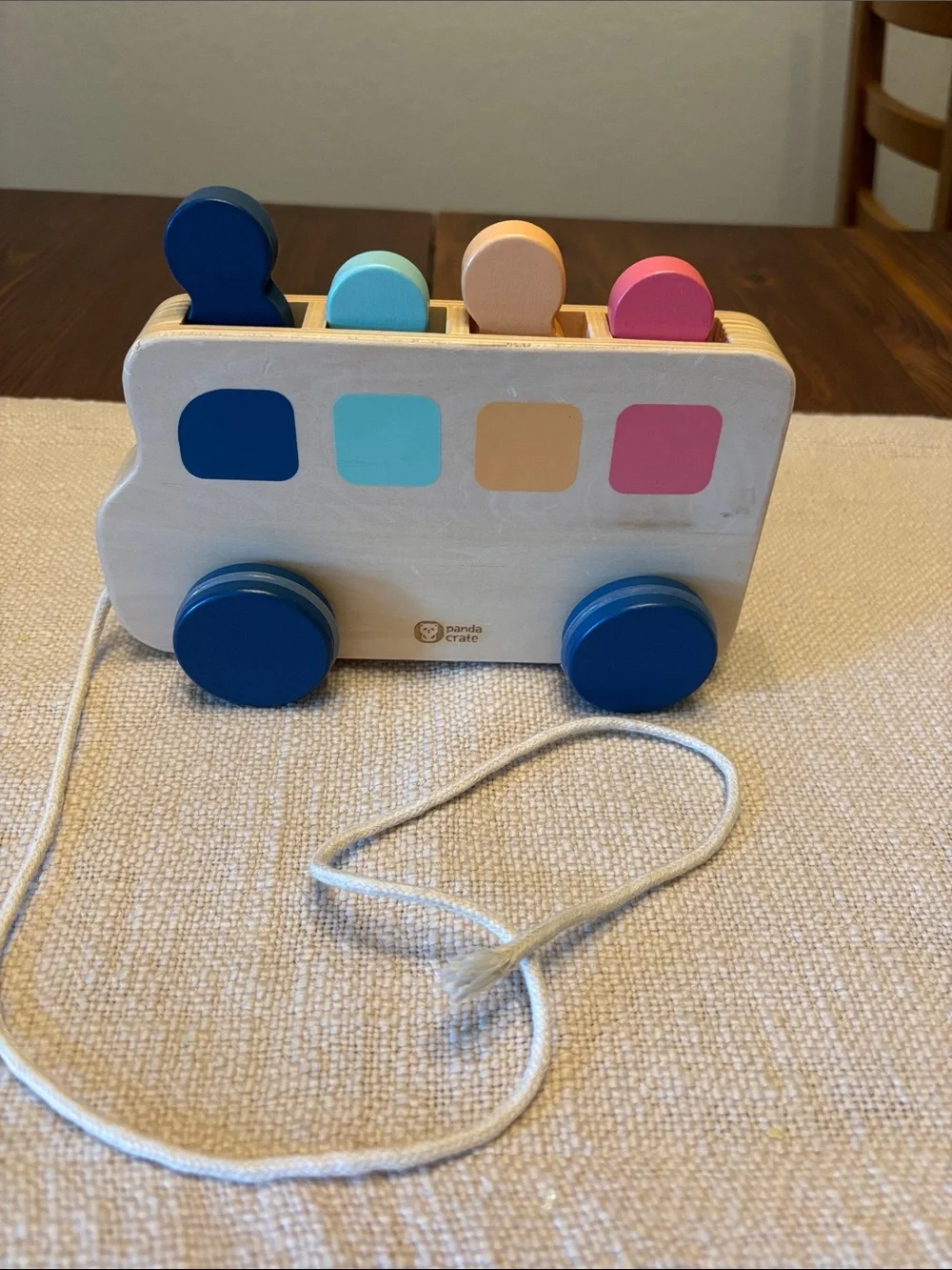 KiwiCo Peekaboo Pull Bus